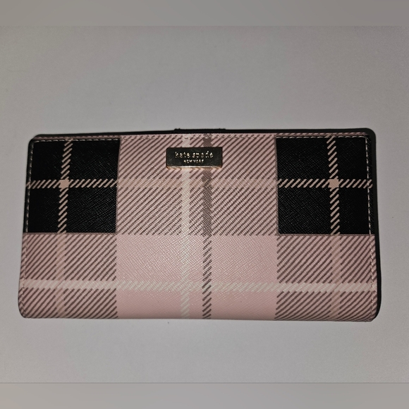 kate spade Handbags - Kate Spade Plaid Pink & Black Wallet 🩷